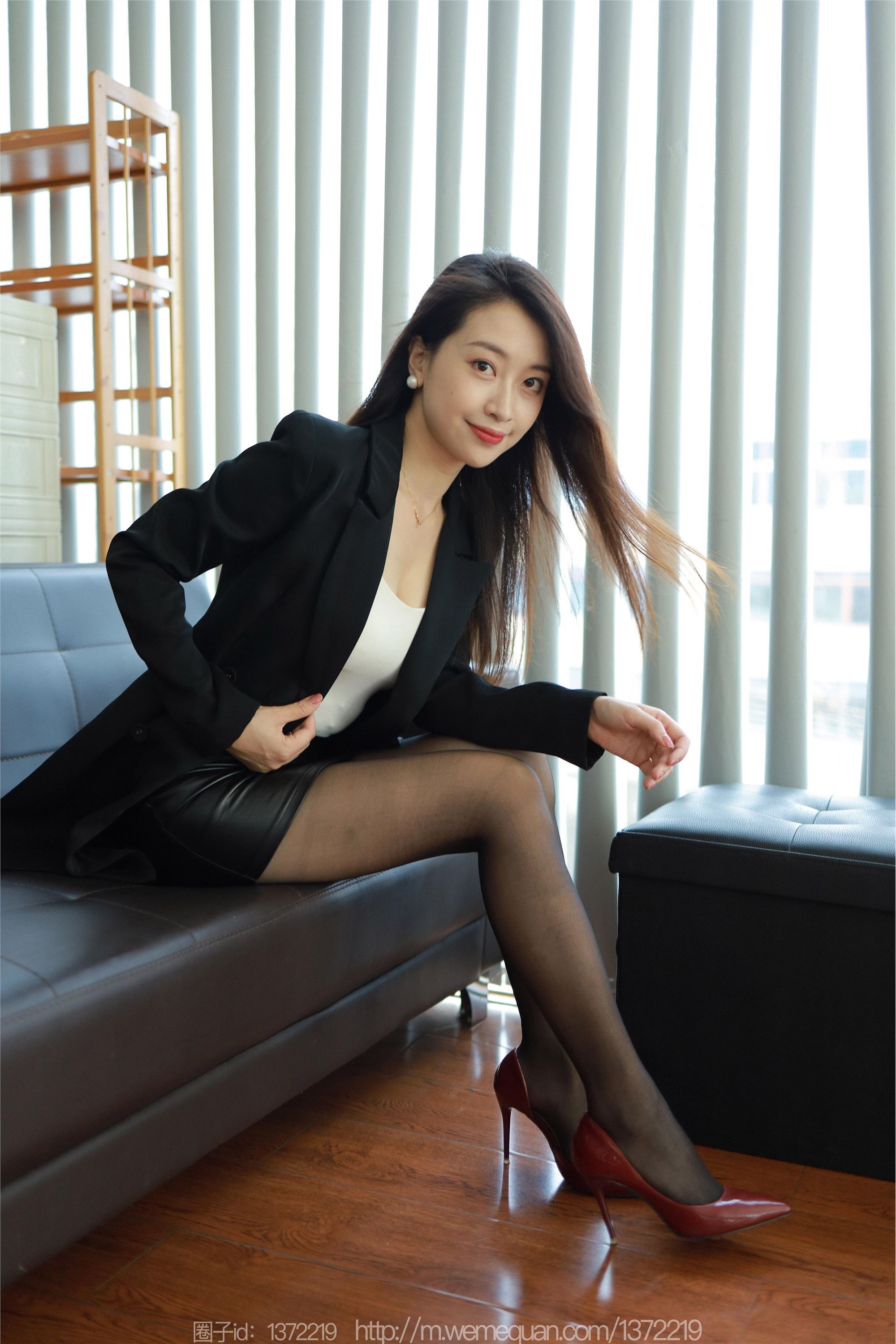 IESS异思趣向  2023.08.09 丝享家 1502 小婕《风一样的女人》